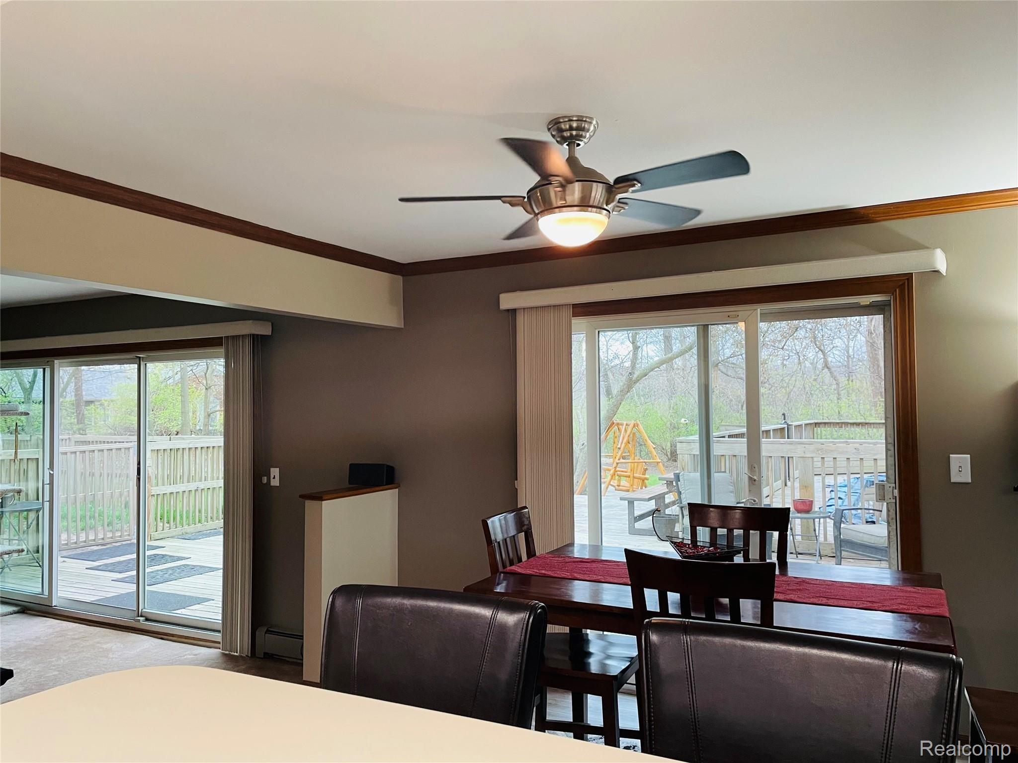 24665 Farmington Road Farmington, MI 48336 - Photo 10 of 31 Nice sized breakfast room