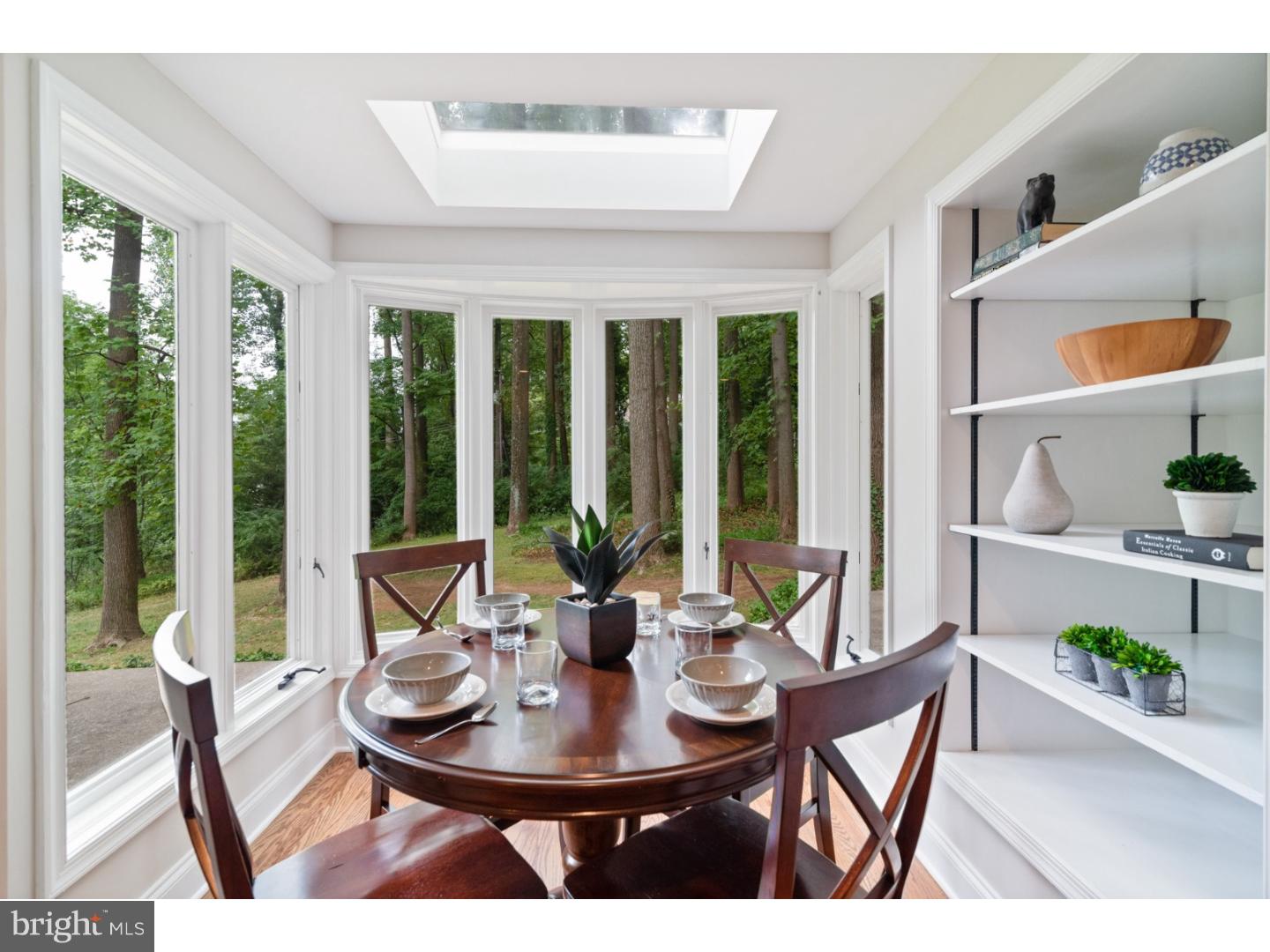 545 Cassatt Road Berwyn, PA 19312 - Photo 8 of 25 Breakfast Room
