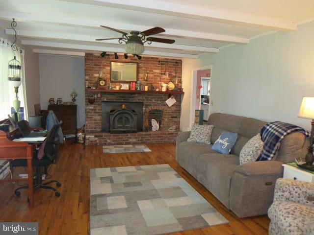 2103 Upper Stump Road Perkasie, PA 18944 - Photo 9 of 41 Living Room