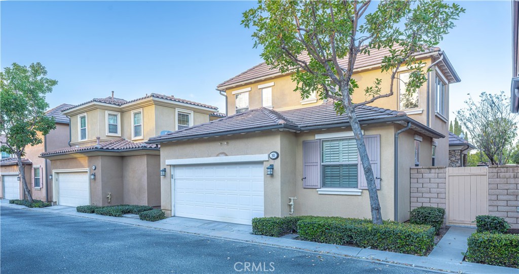 30 Long Fellow Irvine, CA 92620 - Photo 2 of 40