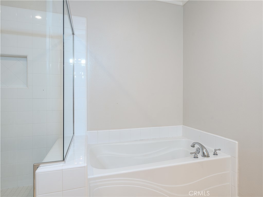 30 Long Fellow Irvine, CA 92620 - Photo 25 of 40