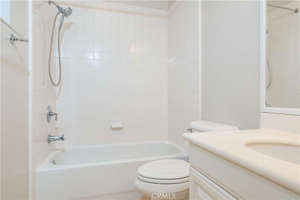 30 Long Fellow Irvine, CA 92620 - Photo 31 of 40