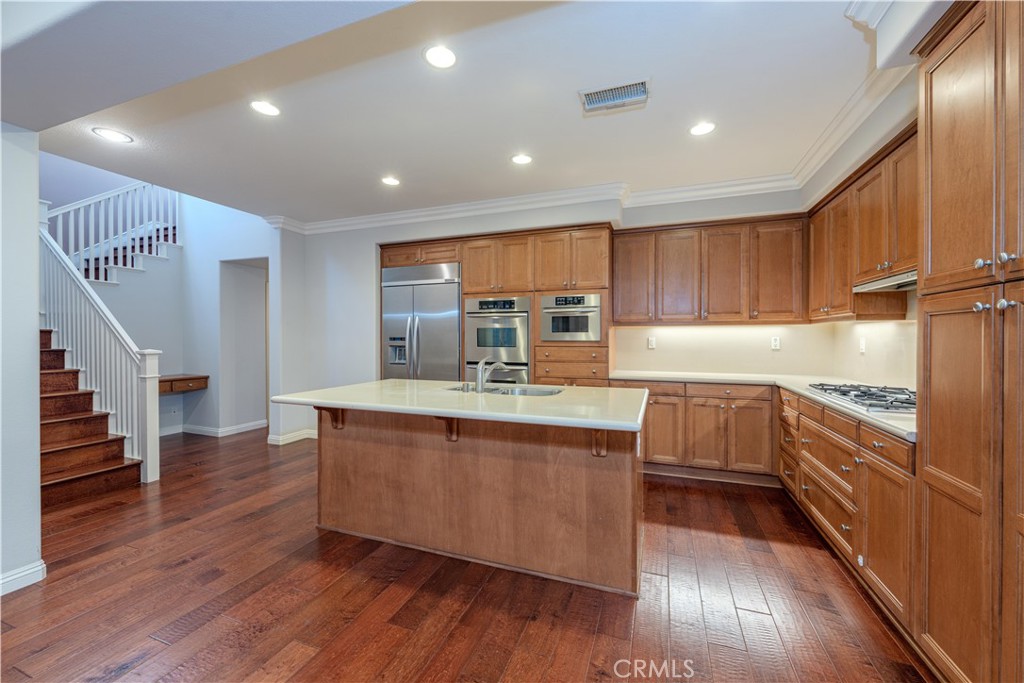 30 Long Fellow Irvine, CA 92620 - Photo 8 of 40