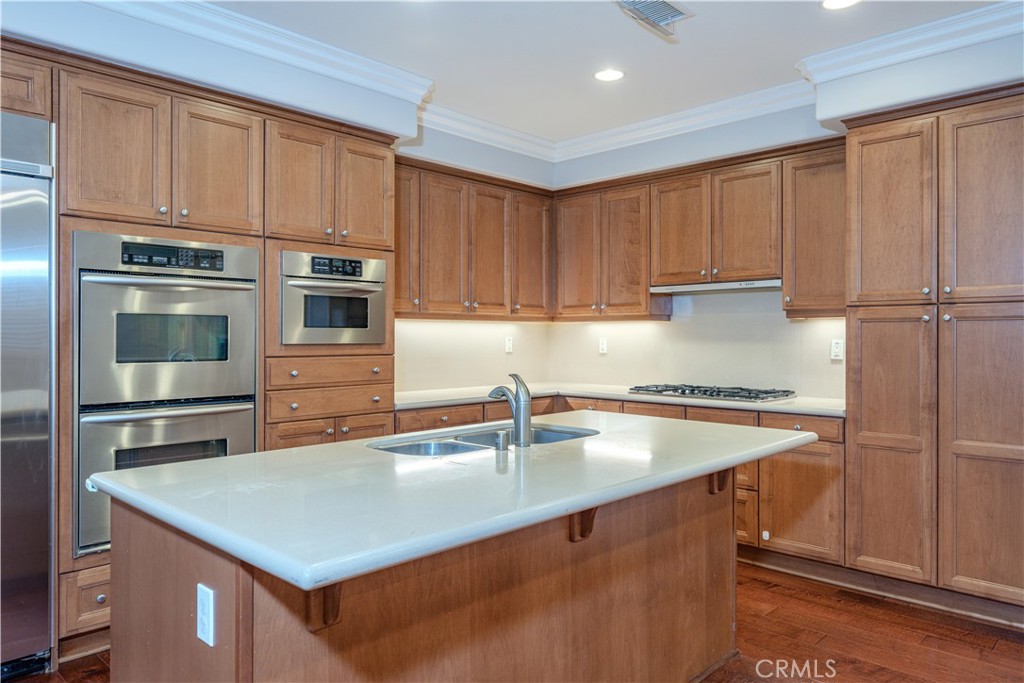 30 Long Fellow Irvine, CA 92620 - Photo 9 of 40