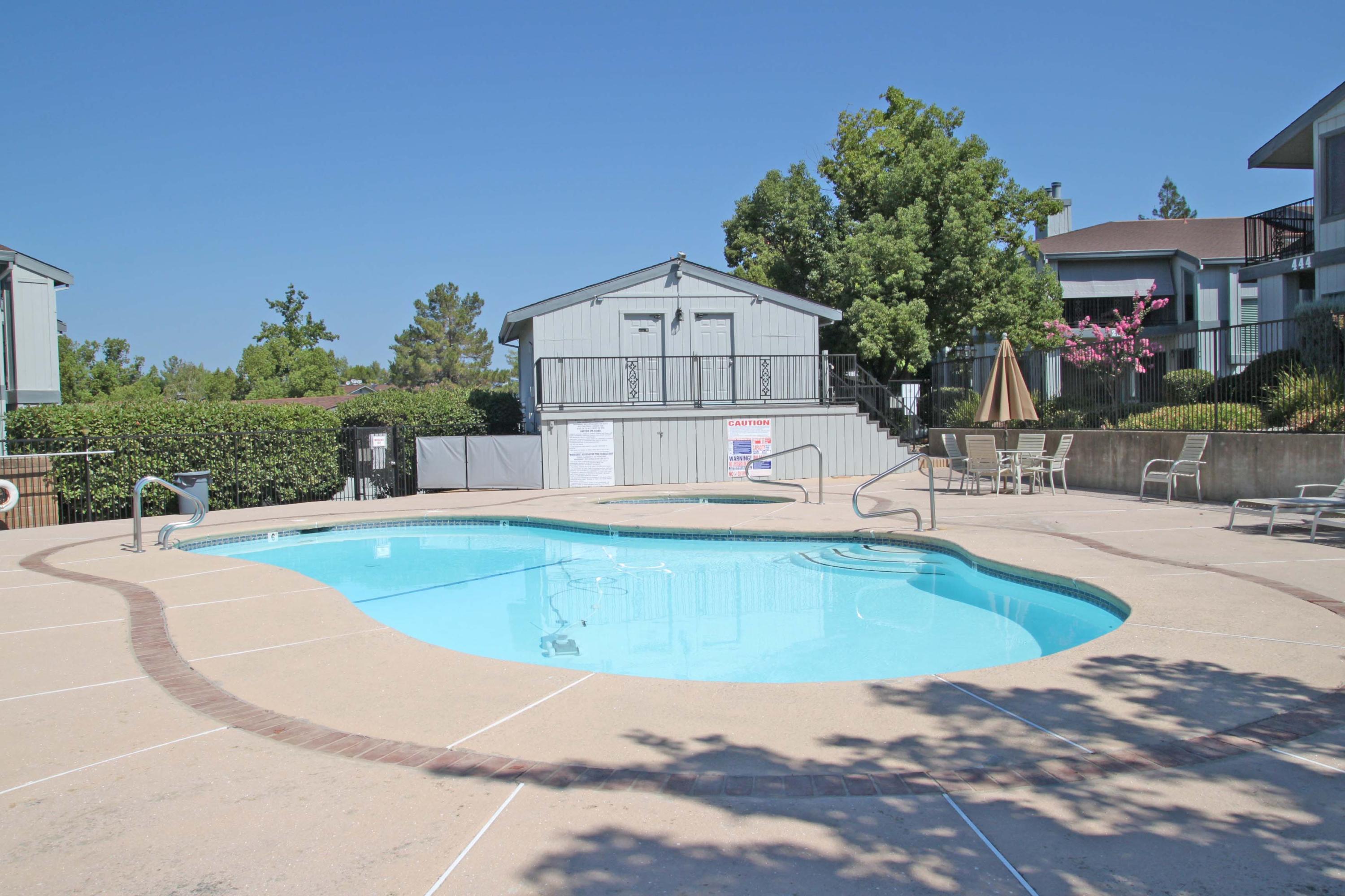 466 Ridgecrest Trail, Unit 137 Redding, CA 96003 - Photo 12 of 12 Community Pool