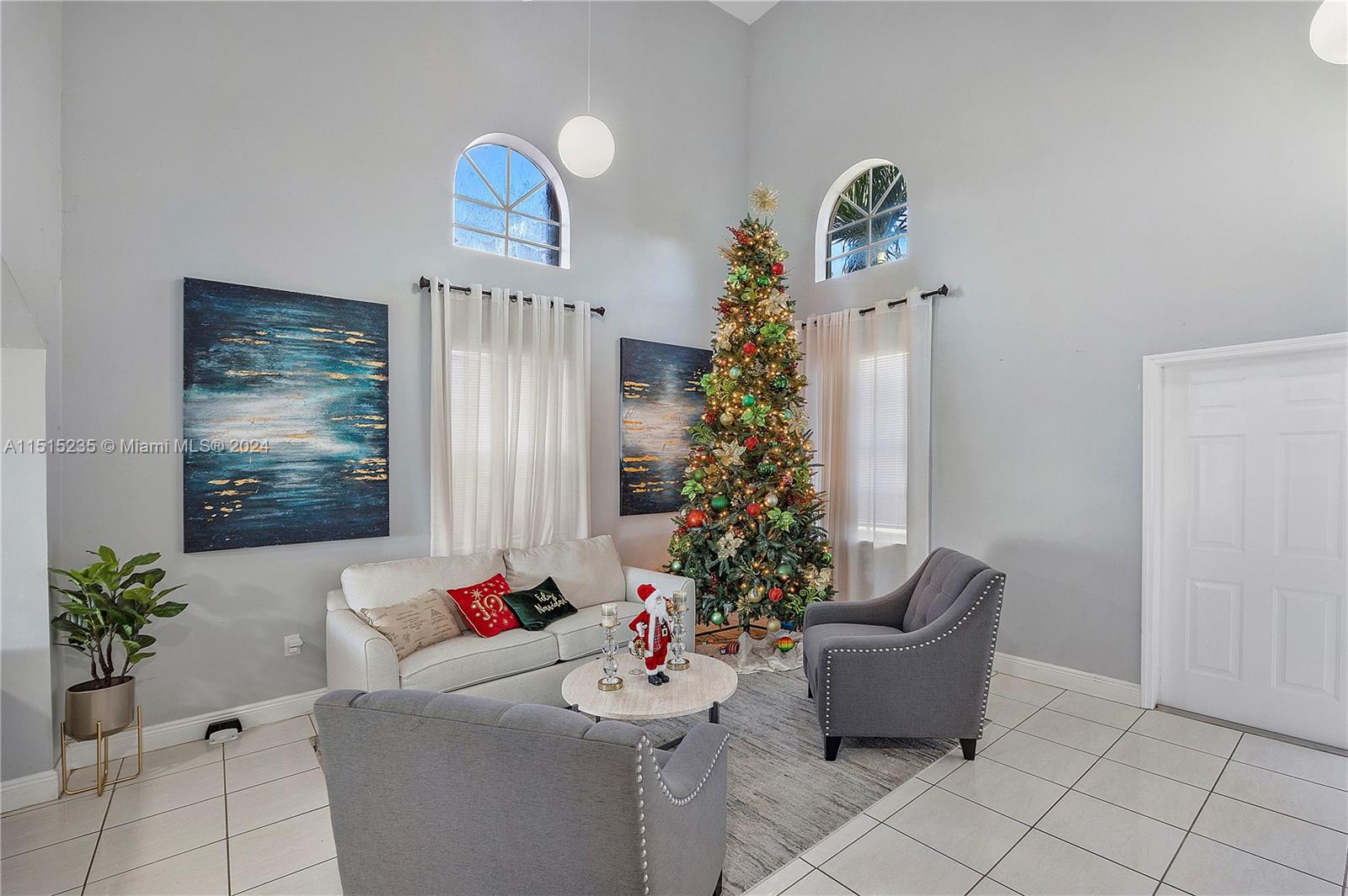 2734 Northeast 41st Road Homestead, FL 33033 - Photo 7 of 30 Gallery Image 7
