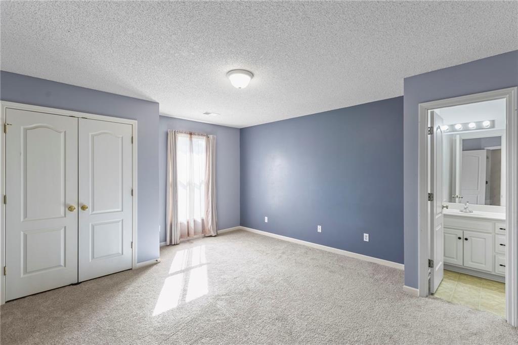 2712 Southwest Carlton Drive Lee's Summit, MO 64082 - Photo 23 of 53