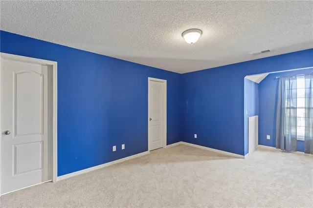 $510,000 | 2712 Southwest Carlton Drive, Lee's Summit, MO 64082