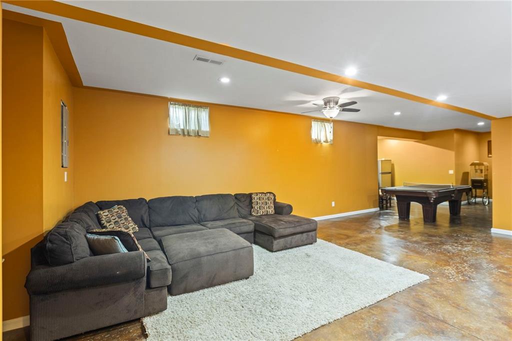 2712 Southwest Carlton Drive Lee's Summit, MO 64082 - Photo 29 of 53