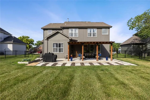 $510,000 | 2712 Southwest Carlton Drive, Lee's Summit, MO 64082