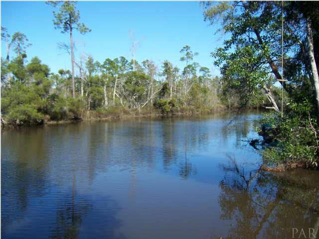 4617 Riley Road Milton, FL 32583 - Photo 8 of 22 Gallery Image 8