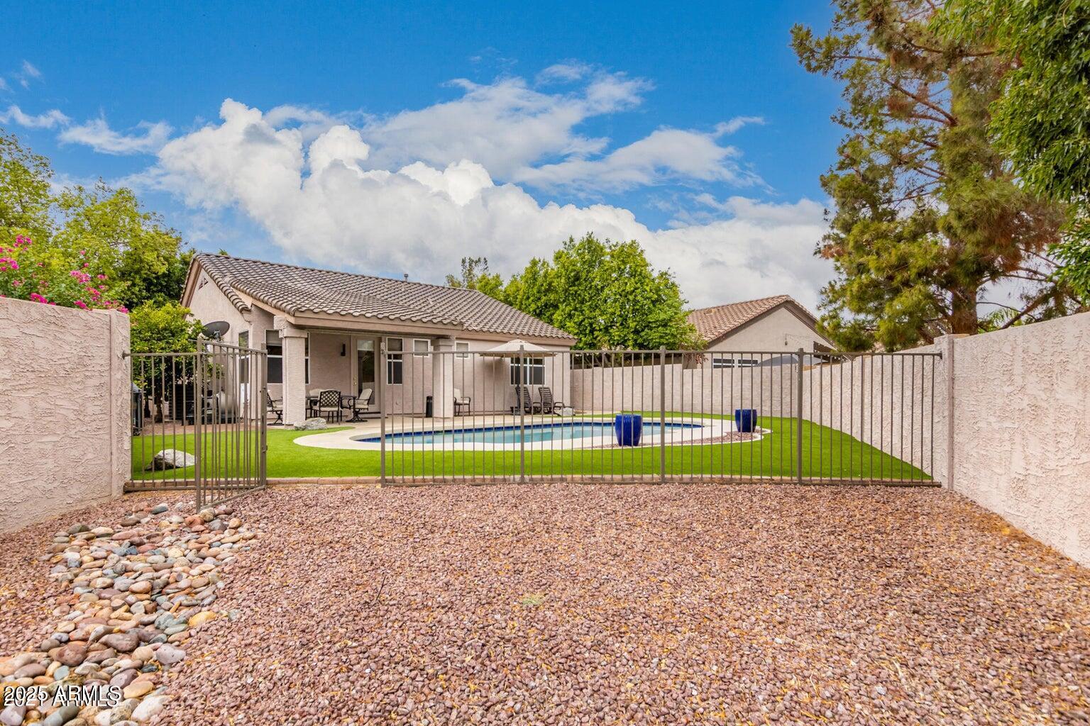 6230 West Irma Lane Glendale, AZ 85308 - Photo 10 of 21 a view of outdoor space yard and balcony