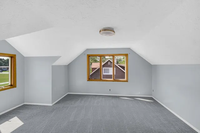 $249,900 | 275 Frederick Drive, Chicago Heights, IL 60411