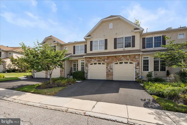 $659,900 | 628 Greycliffe Lane, Ambler, PA 19002