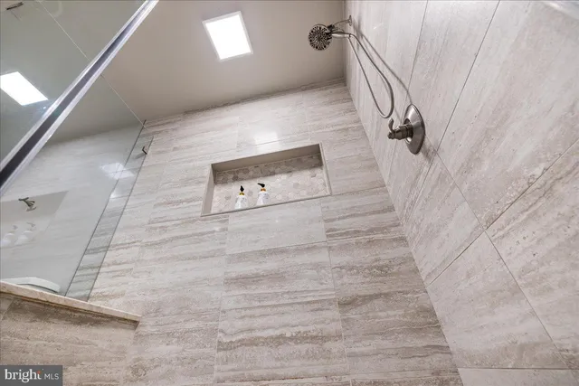 $659,900 | 628 Greycliffe Lane, Ambler, PA 19002