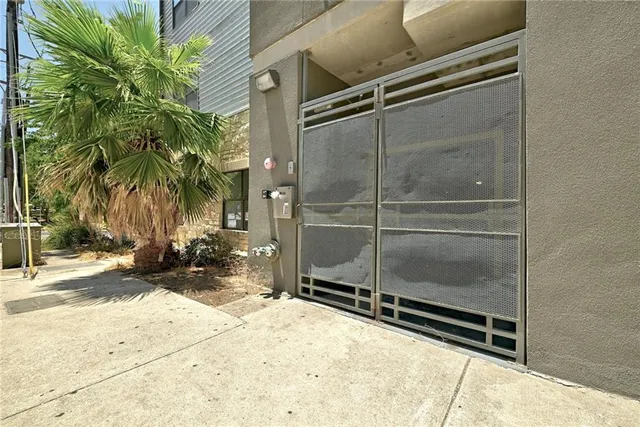 a view of a backyard of a house