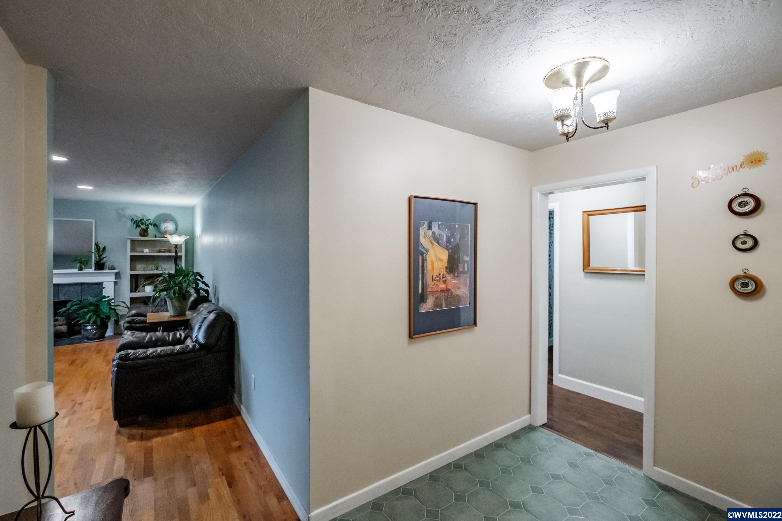 1270 Southwest Maple Street Albany, OR 97321 - Photo 4 of 27 Gallery Image 4
