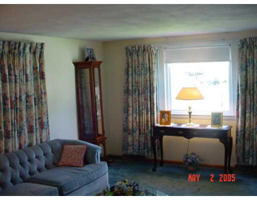 42 Pine Vale Road Waltham, MA 02451 - Photo 5 of 6 Gallery Image 5