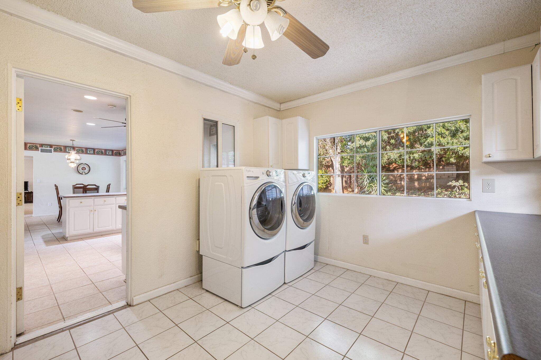 5284 Bardwell Avenue Riverside, CA 92506 - Photo 25 of 46 .