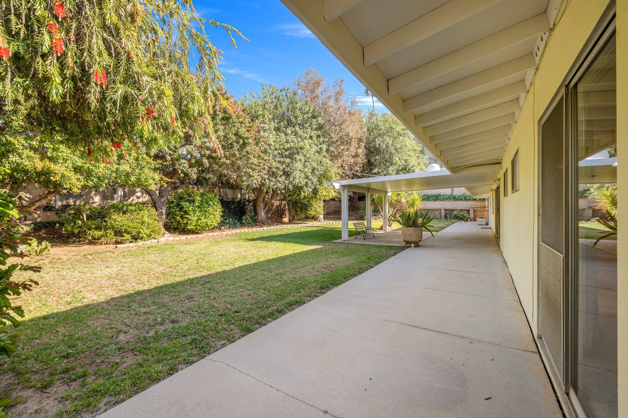 5284 Bardwell Avenue Riverside, CA 92506 - Photo 42 of 46 .