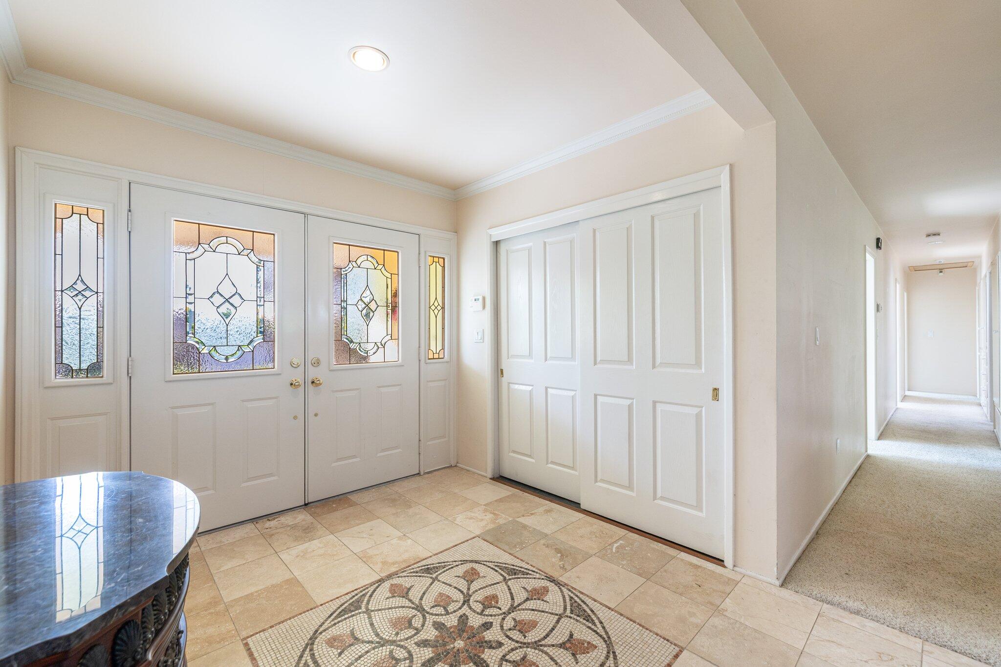 5284 Bardwell Avenue Riverside, CA 92506 - Photo 7 of 46 .