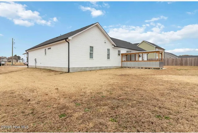 $324,200 | 9735 Chapman Road, Bailey, NC 27807