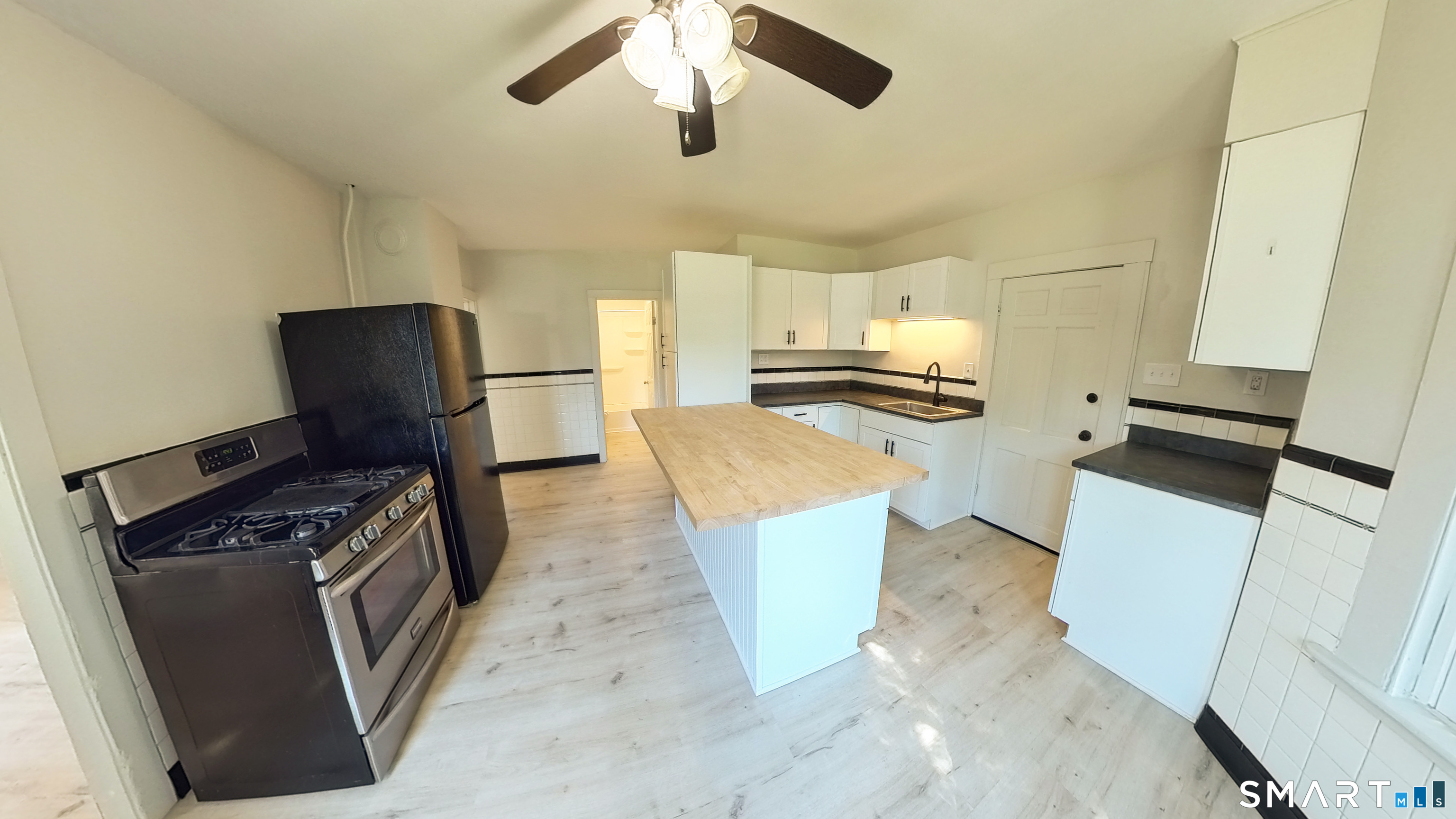 3 Pasco Street Meriden, CT 06451 - Photo 4 of 28
