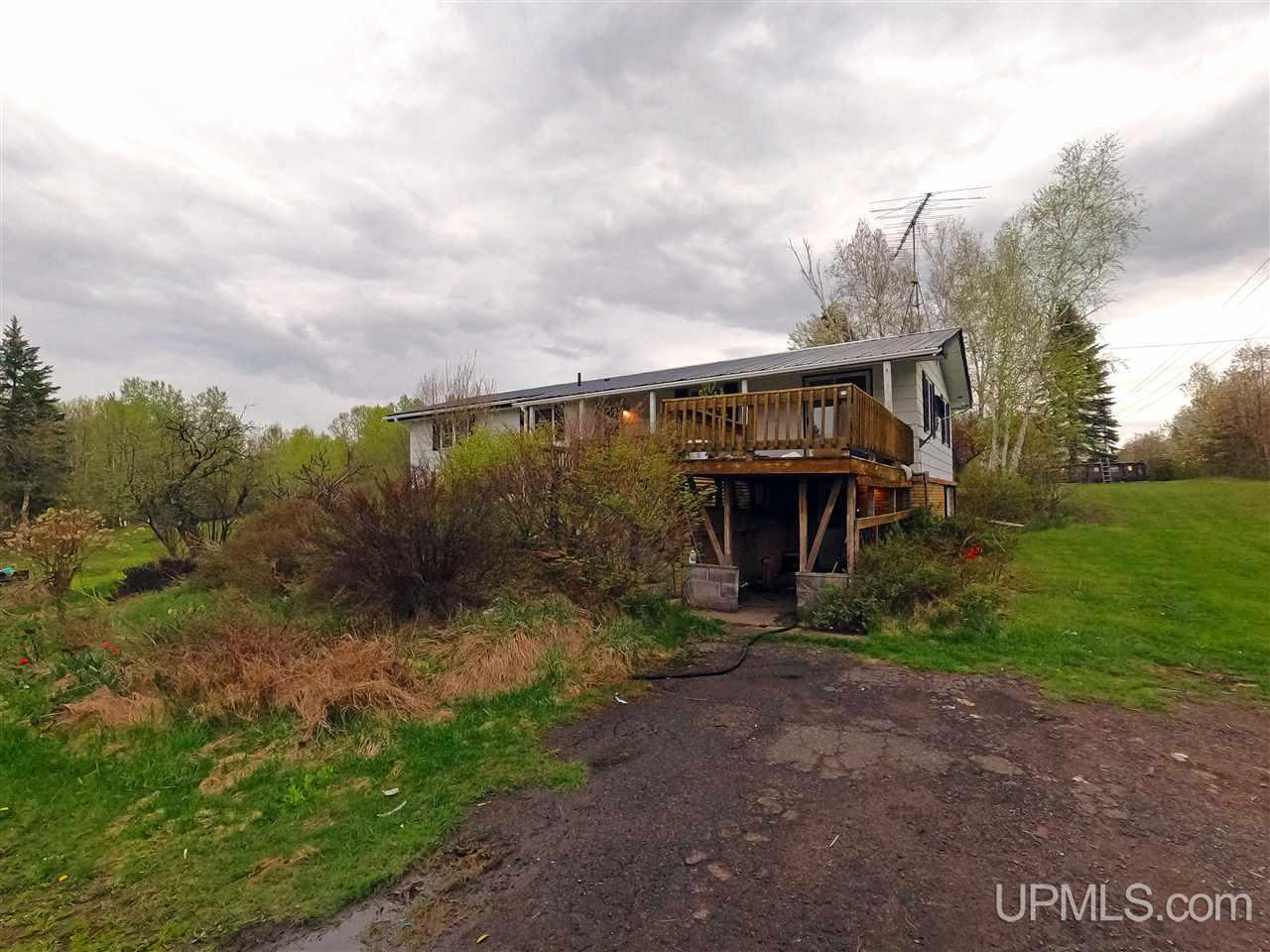 17091 Skanee Road Lanse, MI 49946 - Photo 10 of 43 Gallery Image 10