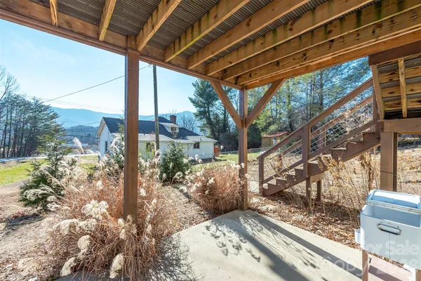 $375,000 | 106 Joy Rdg Drive, Black Mountain, NC 28711
