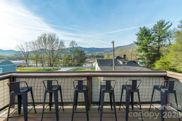 $375,000 | 106 Joy Rdg Drive, Black Mountain, NC 28711