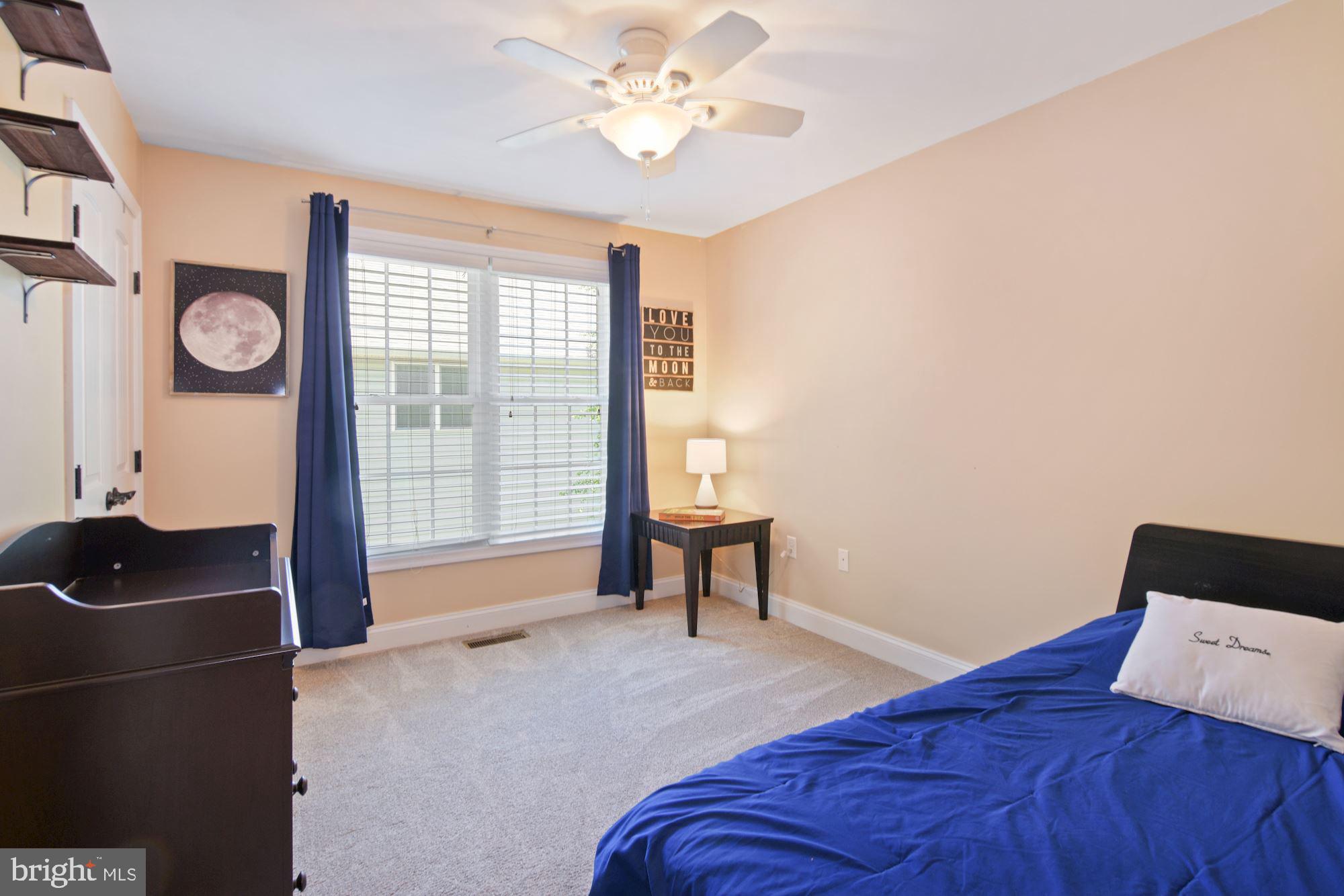 938 Williams Street Edgewater, MD 21037 - Photo 22 of 26 2nd Floor Guest Bedroom 3