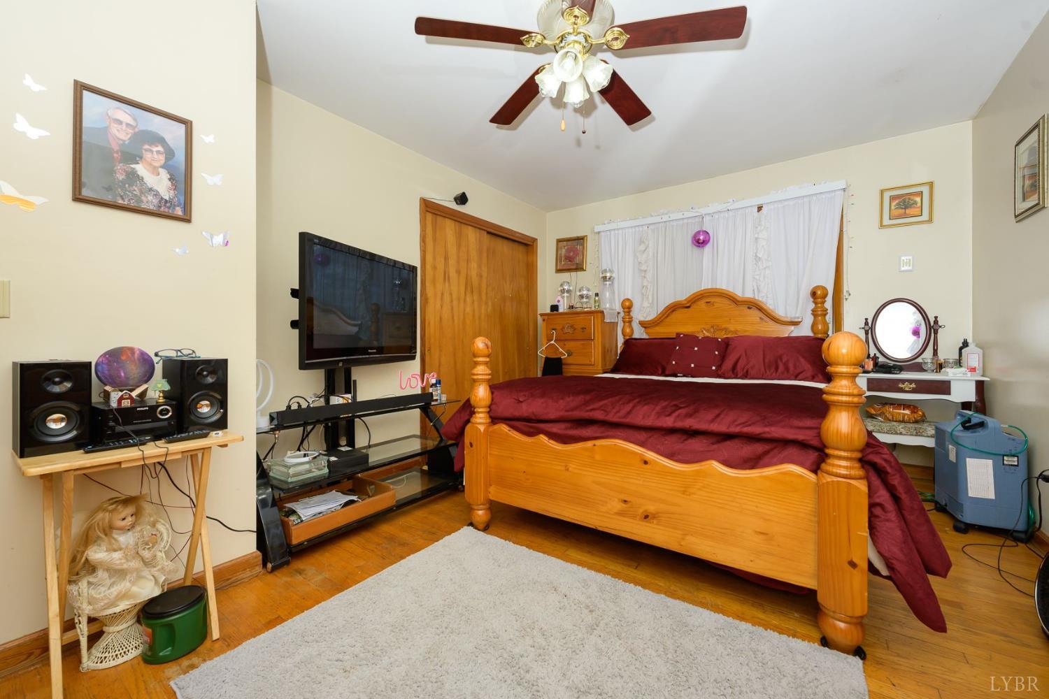 119 West Spencer Road Hurt, VA 24563 - Photo 7 of 16