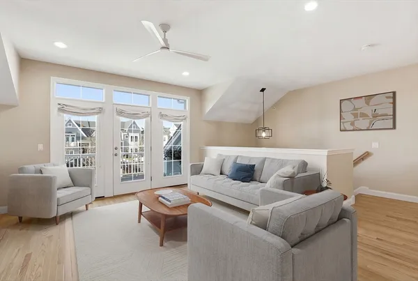$569,900 | 3 Daisy Lane, Plymouth, MA 02360