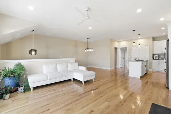 $569,900 | 3 Daisy Lane, Plymouth, MA 02360