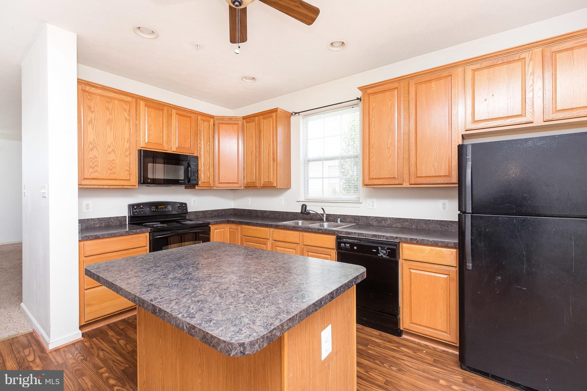877 Middle River Road Middle River, MD 21220 - Photo 11 of 26 Kitchen