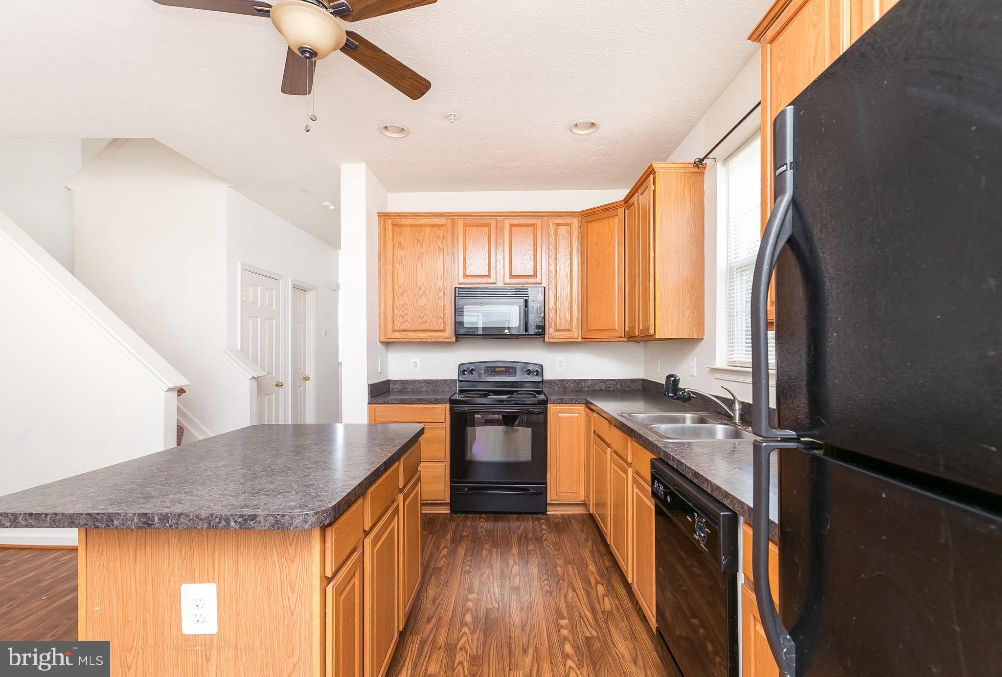 877 Middle River Road Middle River, MD 21220 - Photo 13 of 26 Kitchen