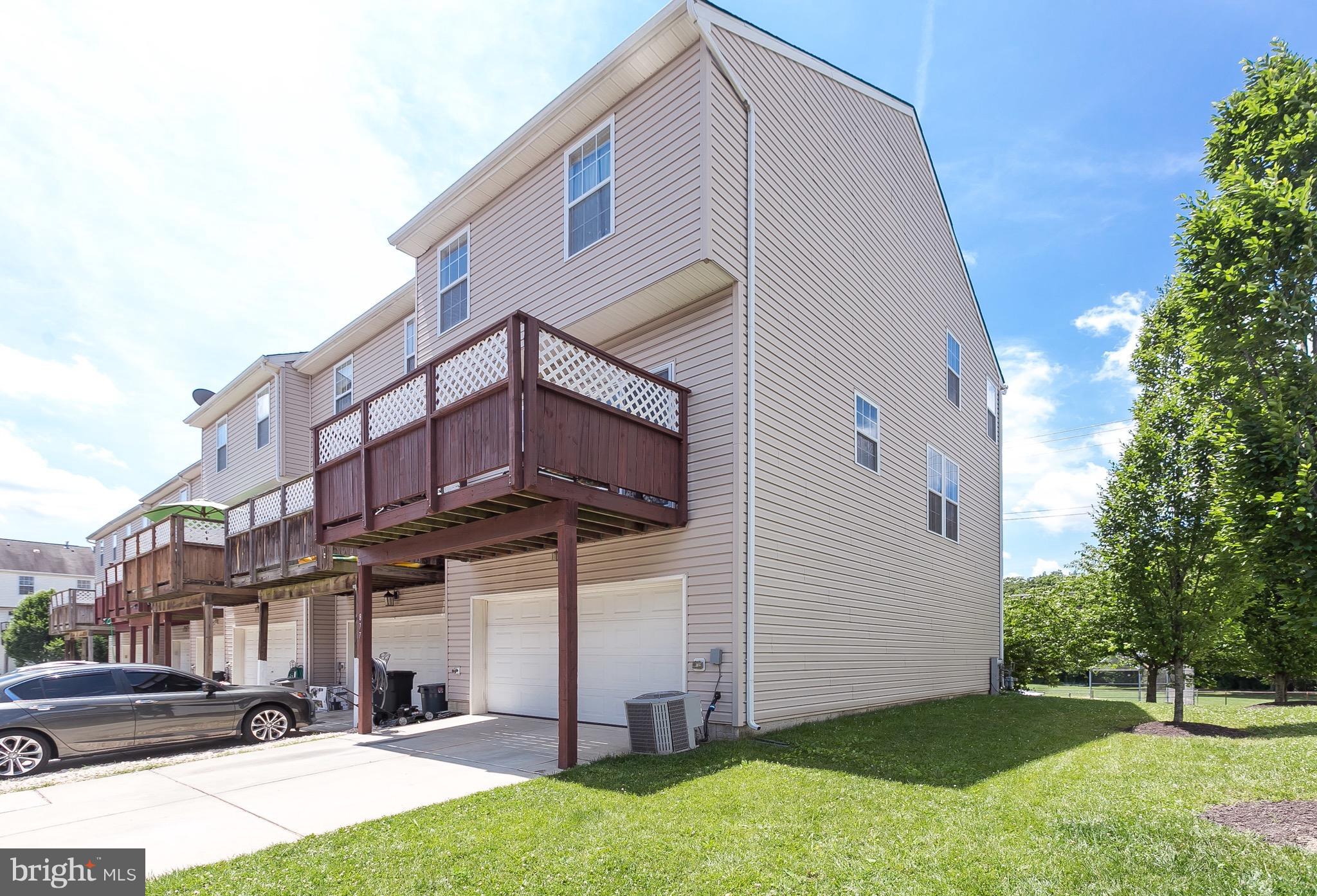 877 Middle River Road Middle River, MD 21220 - Photo 26 of 26 Exterior (Rear)