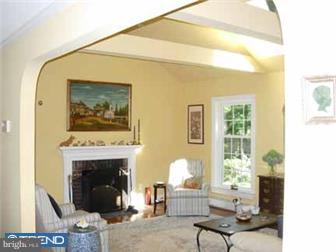 702 Monument Road Malvern, PA 19355 - Photo 3 of 12 Living Room