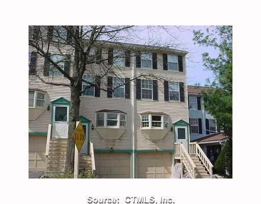 71 Rising Trail Drive, Unit 71 Middletown, CT 06457 - Photo 1 of 1 Gallery Image 1