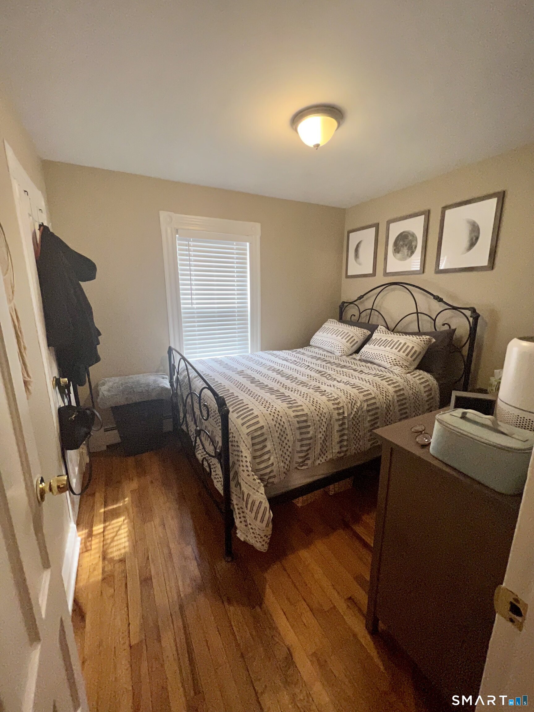 30 Thorpe Street Fairfield, CT 06824 - Photo 5 of 13