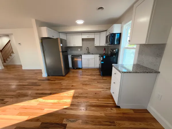 $2,500 | 386 Union Avenue, Unit #3, Laconia, NH 03246