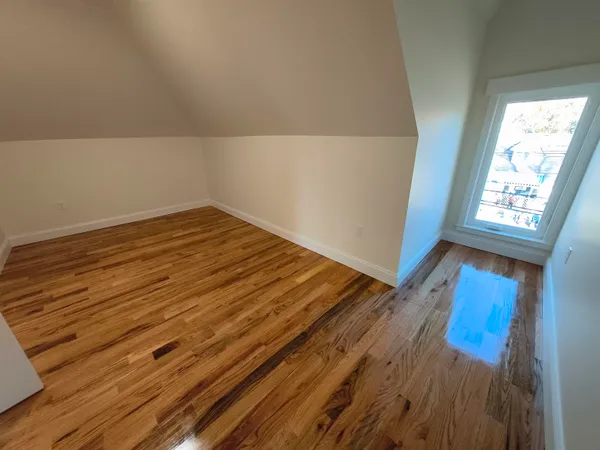 $2,500 | 386 Union Avenue, Unit #3, Laconia, NH 03246