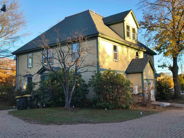 $2,500 | 386 Union Avenue, Unit #3, Laconia, NH 03246