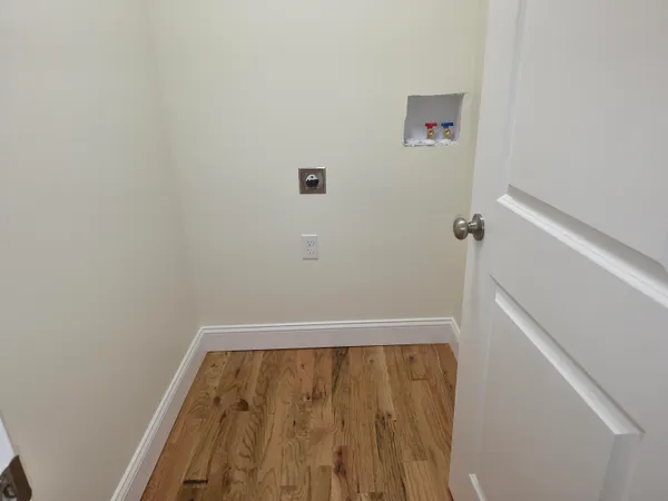 $2,500 | 386 Union Avenue, Unit #3, Laconia, NH 03246