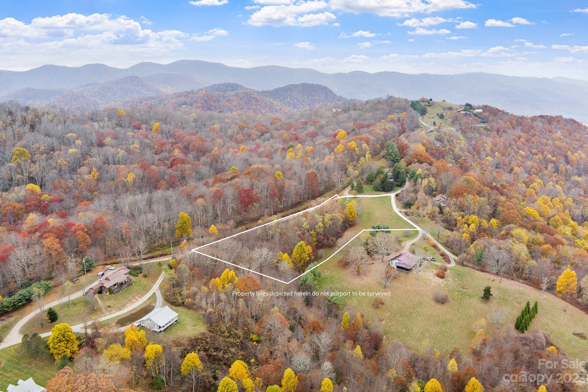 99999 Pioneer Ridge Road, Unit 56 Canton, NC 28716 - Photo 19 of 25 a view of a backyard