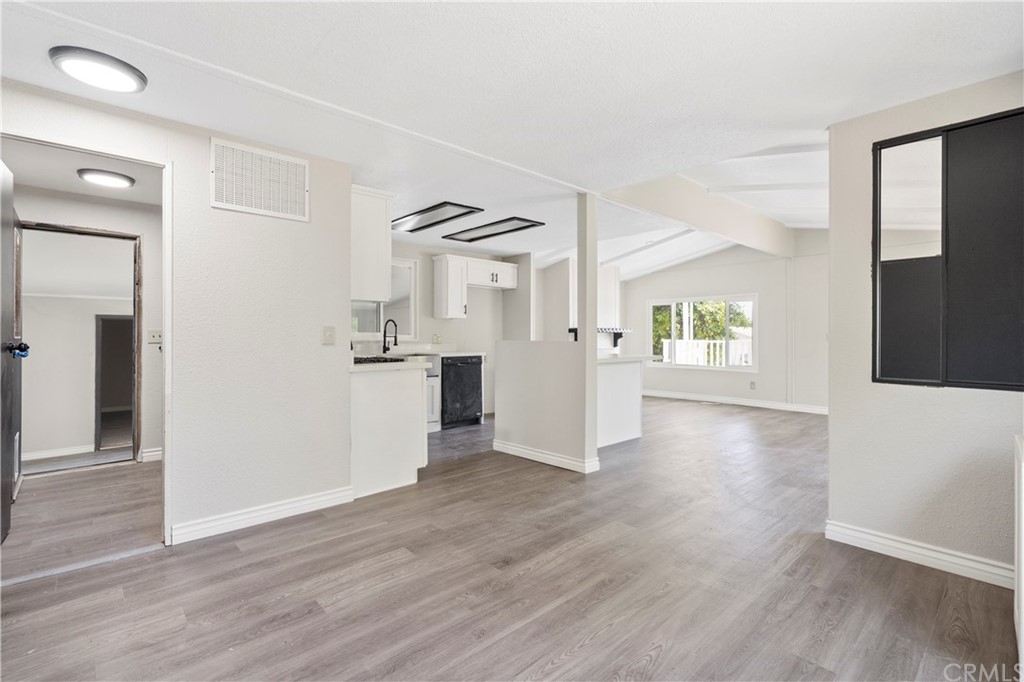 34436 Tree Lane Wildomar, CA 92595 - Photo 10 of 31