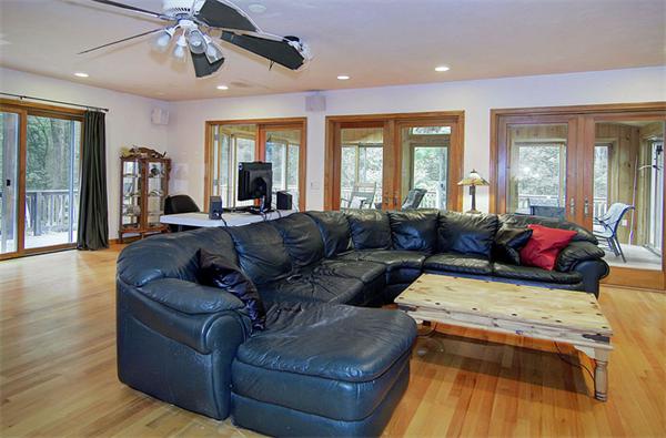 85 Box Mill Road Boxborough, MA 01719 - Photo 8 of 28 a living room with furniture and a large window