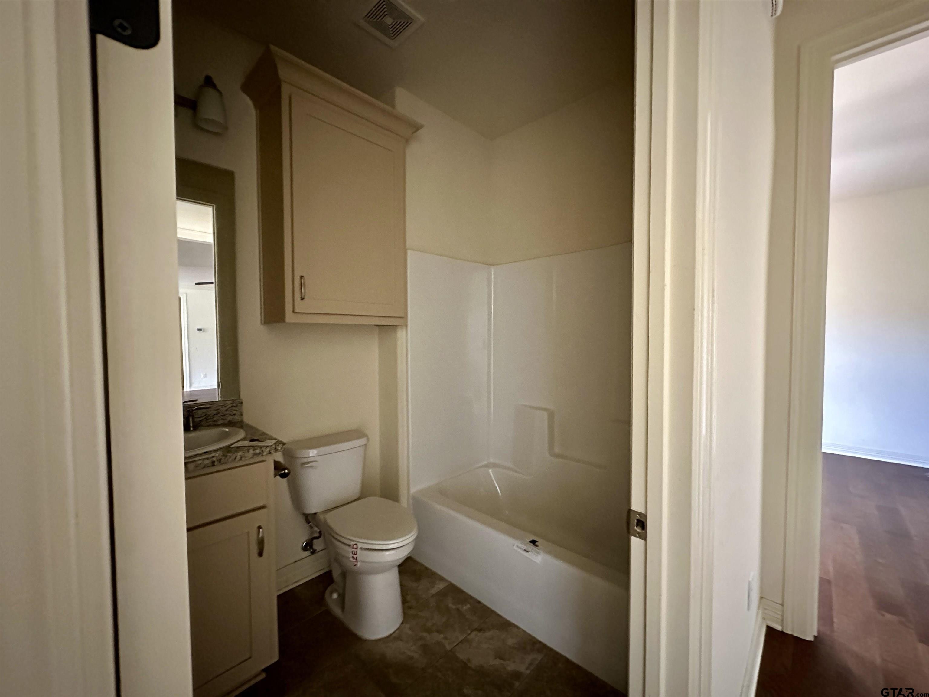 156 Terra Lane Longview, TX 75605 - Photo 11 of 14