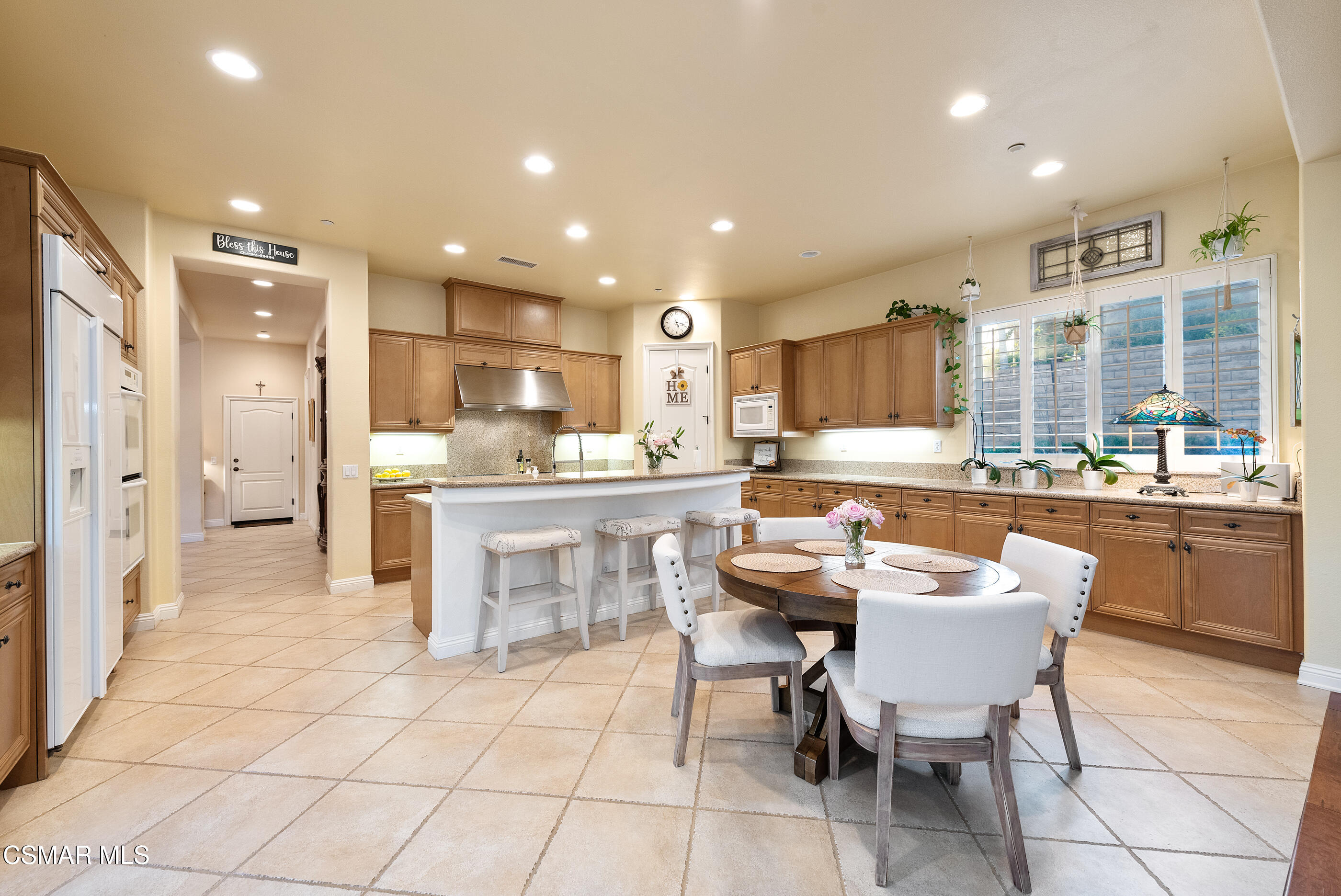 4959 Shady Trail Street Simi Valley, CA 93063 - Photo 15 of 75 Kitchen