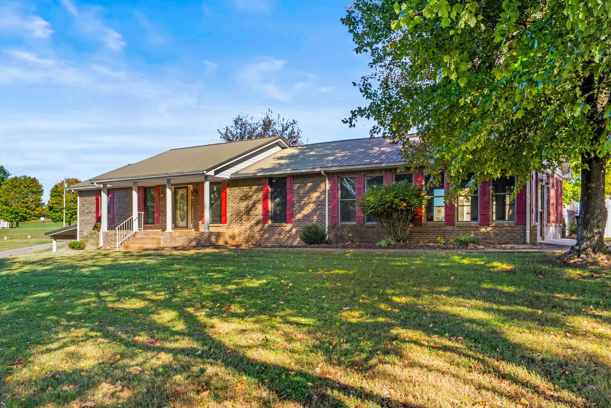 4540 Roy Cole Road Springfield, TN 37172 - Photo 4 of 61 a view of a house with a backyard